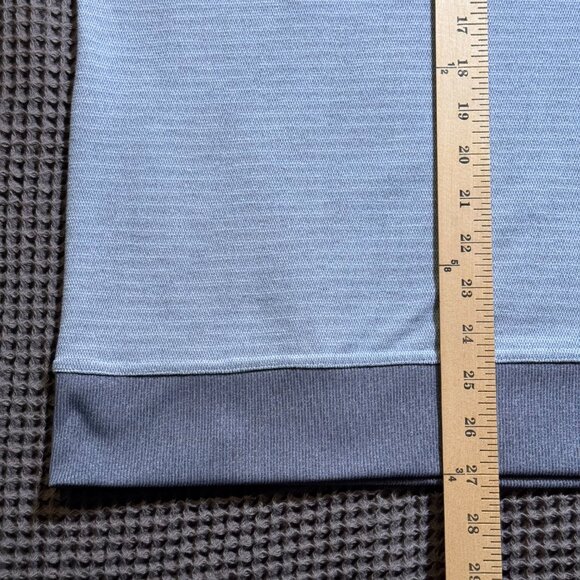 lululemon Men’s Gray Crewneck Sweatshirt Zip Chest Pocket Size M or L - Picture 7 of 7